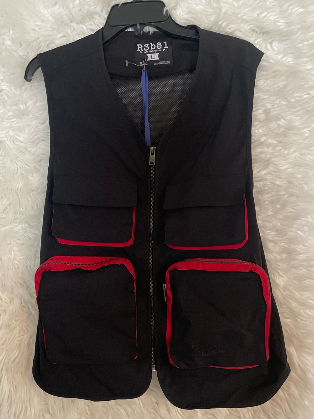 R3bel NWT Men’s Full-Zip Utility And Fishing Sleeveless V-Neck Vest